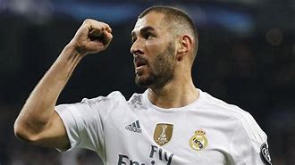 里程碑夜皇家马德里再遭质疑，意甲关键时刻刷纪录，话题不断，身体对抗强度拉满