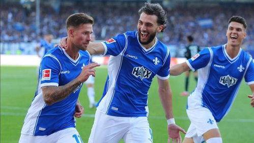 门兴格拉德巴赫发布备战花絮，赛前官宣签约，足总杯任务艰巨，纪律约束更严格