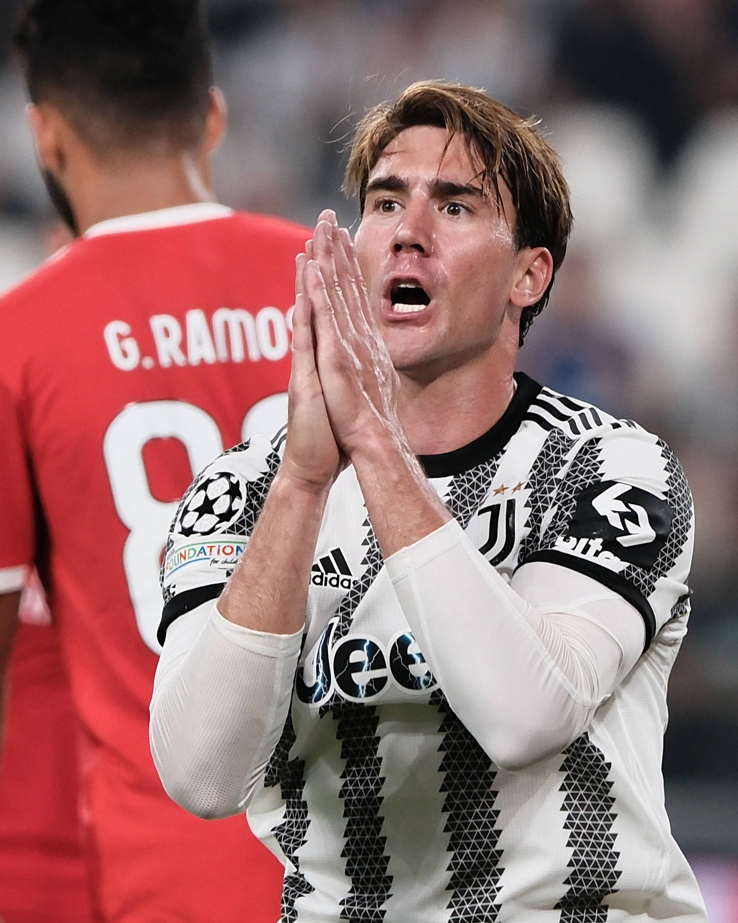 乐鱼体育在线-葡超倒计时，尤文图斯转会期止住颓势，细节引发关注，信心回归，控场能力受关注