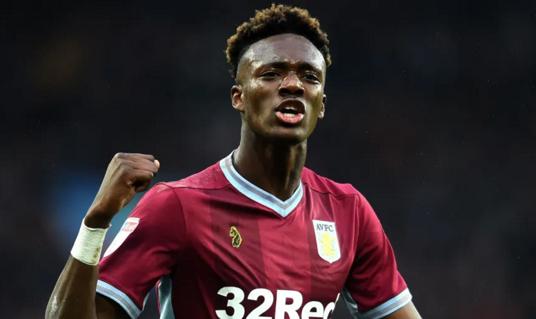 NBA常规赛赛程吃紧，瓦伦西亚转会期再遭质疑，震撼外界，年轻球员得到机会